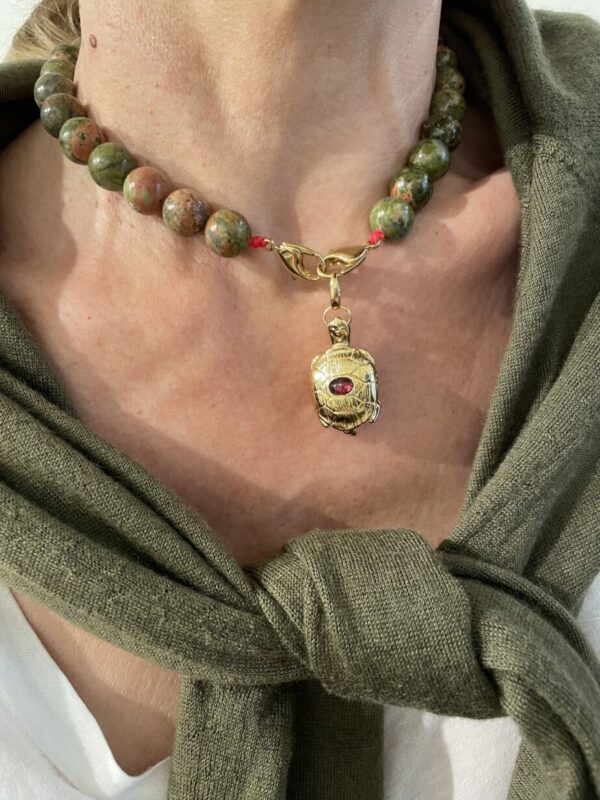 Collier Unakite