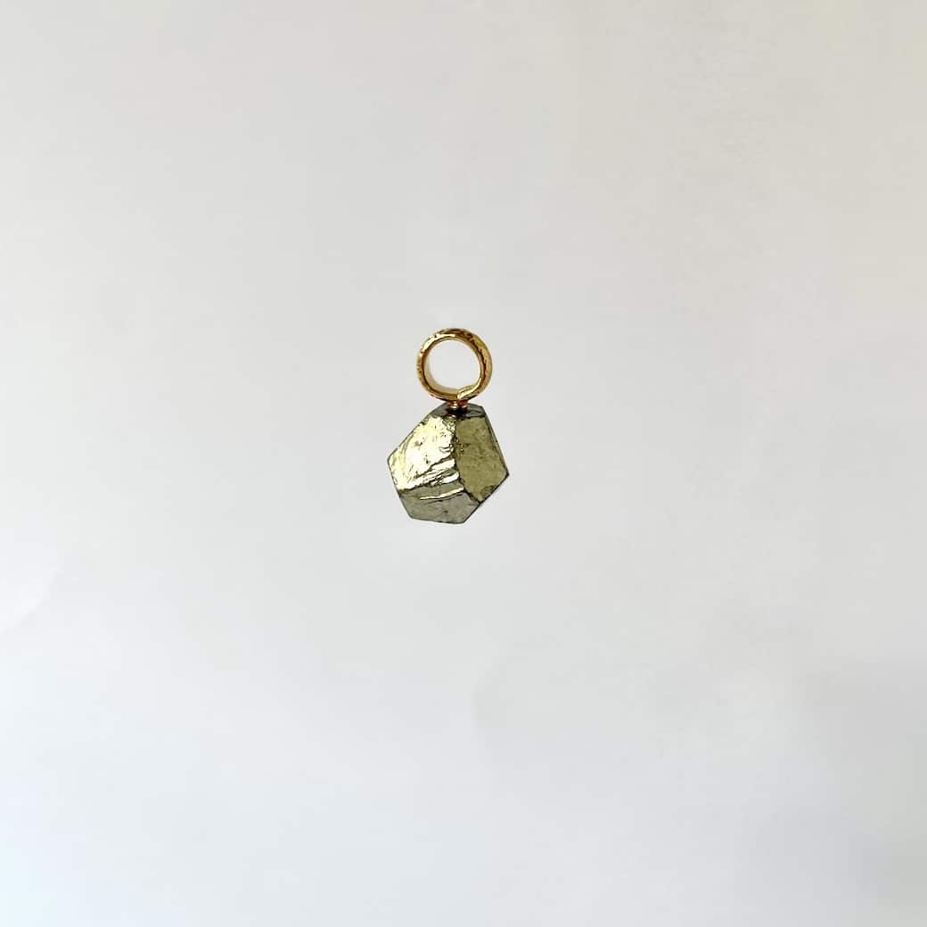 Pendant Pyrite