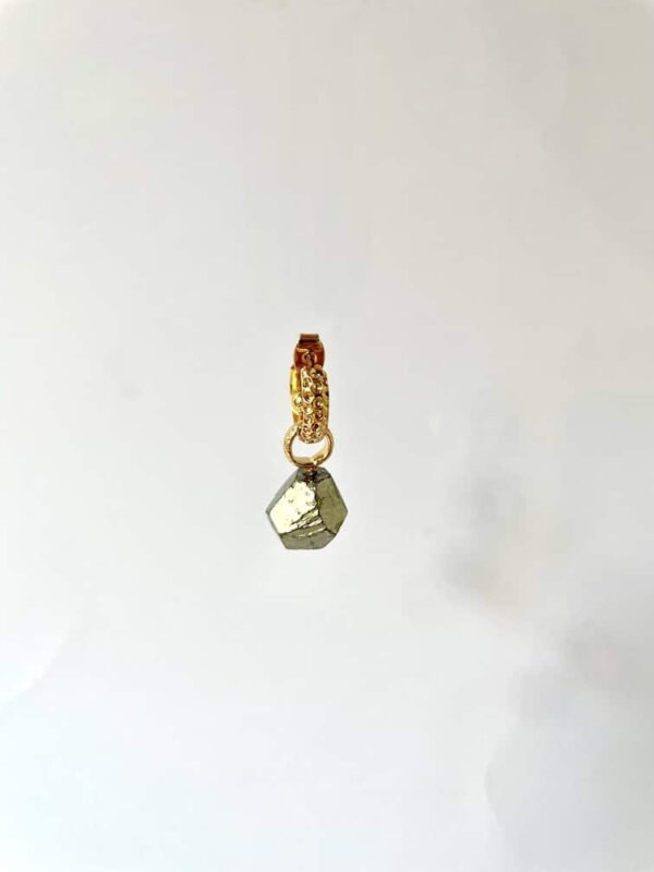 Pendant Pyrite