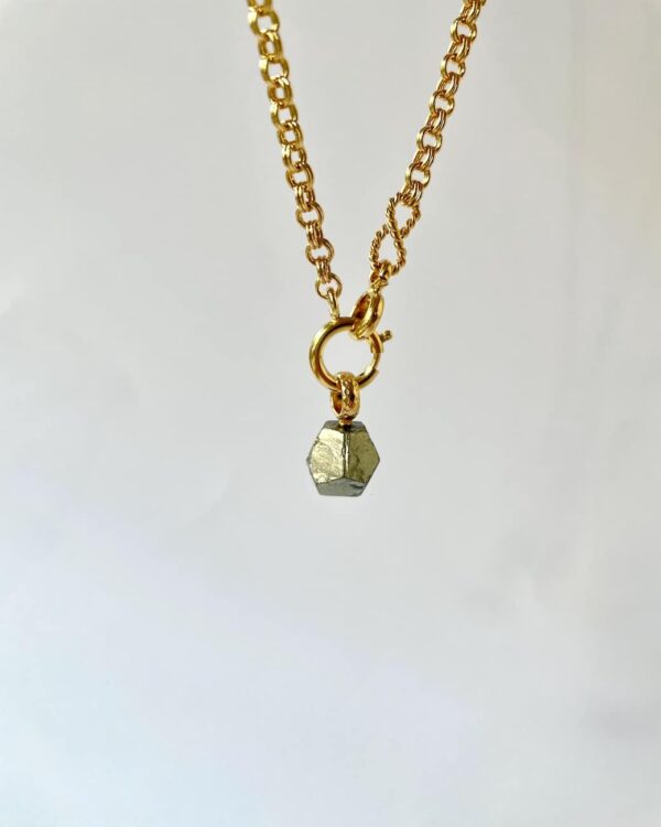 Pendant Pyrite