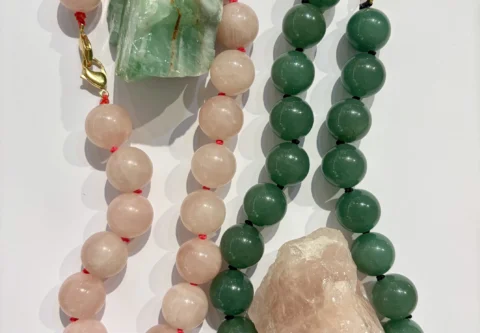 Collier de pierres quartz rose